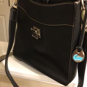 Black Dooney & Bourke purse